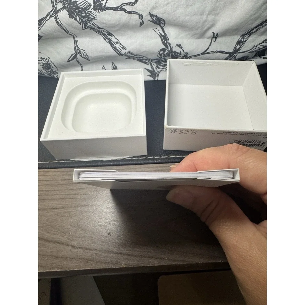 Apple AirPods 4th Generation Bluetooth with Active Noise Cancellation (BOX ONLY)